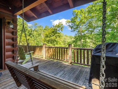 Stunning log cabin in Riverbend at Lake Lure offers mountain - photo 17