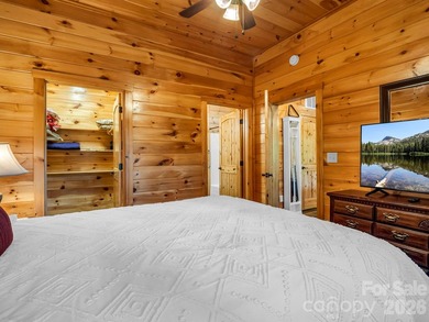Stunning log cabin in Riverbend at Lake Lure offers mountain - photo 26