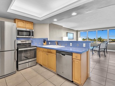 Spacious one bedroom with northern exposure. Relax and enjoy - photo 6