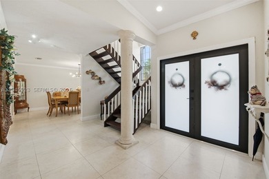 Discover the perfect blend of space, comfort, and privacy in - photo 8