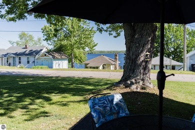Lake life without the waterfront price tag! Welcome to the - photo 4