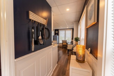 Introducing The Lakeview Inn & Cottages; A 24-room and cottage - photo 11