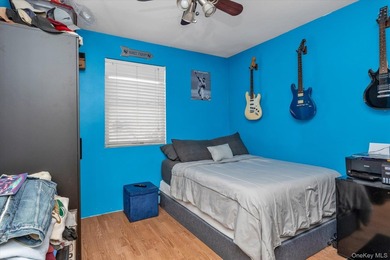 Great opportunity to purchase a 3 BR, 2 full bath Colonial in S - photo 14