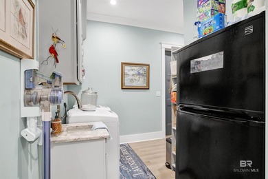Welcome to an extraordinary custom-built luxury residence on one - photo 31