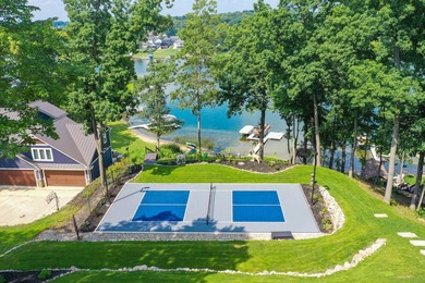 This 5-bedroom, 3.5-bath, 4,600-square-foot 3-year-old home - photo 5