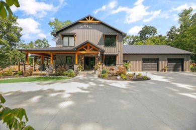 This 5-bedroom, 3.5-bath, 4,600-square-foot 3-year-old home - photo 6