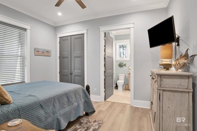 Welcome to an extraordinary custom-built luxury residence on one - photo 37