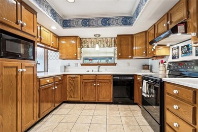 Your own private retreat is tucked away in the woods just  1/2 - photo 8