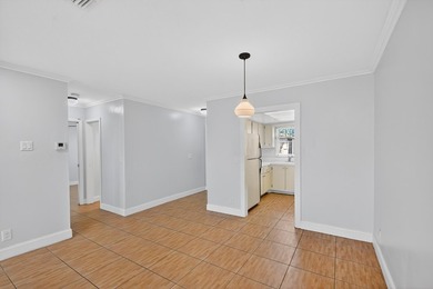 Charming 2 bedroom, 1 bathroom villa in the desirable Dudley - photo 10