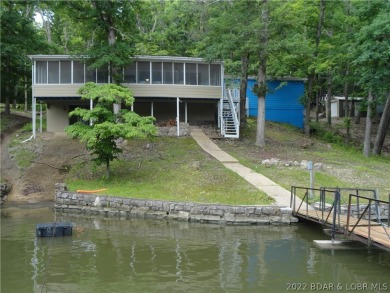Lake of the Ozarks Home For Sale in Camdenton Missouri