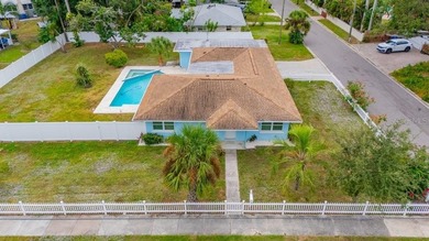 Manatee River Home Sale Pending in Bradenton Florida