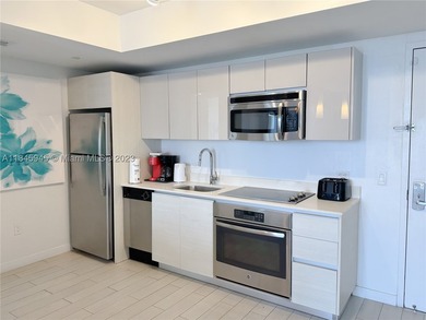 2Bed/2Bath At The Beachwalk Resort with Amazing Views. Totally - photo 3