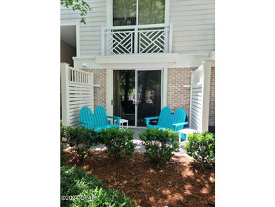 No elevator needed! Rarely available ground-floor studio with - photo 8