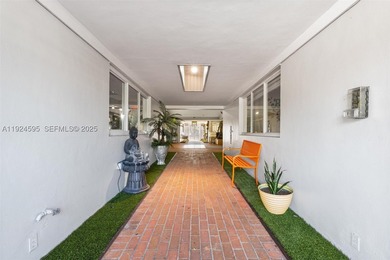Fully equipped beauty salon for sale, featuring five private - photo 22