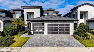 (private lake, pond, coastal) Home For Sale in Davenport Florida