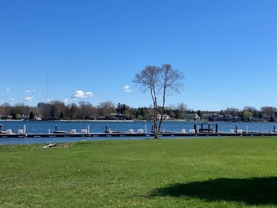 Picture your dream home, set upon the shore along the canal in - photo 3