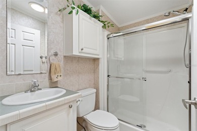 This impeccably maintained and move-in-ready manufactured home - photo 38