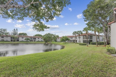 Lake Condo For Sale in Boca Raton, Florida