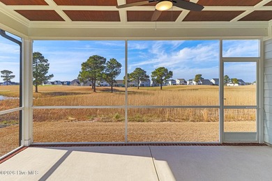 Experience the perfect blend of comfort, style, and golf course - photo 4