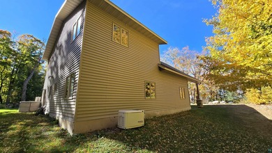 Pelican Lake Boat Access off-grid property: Built in 2013, this - photo 14