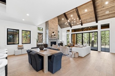 Move-In Ready Mountain Retreat! Nestled between Lake Cascade and - photo 14