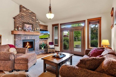 Welcome to Radiant Lake Living! Located in the highly desirable - photo 15