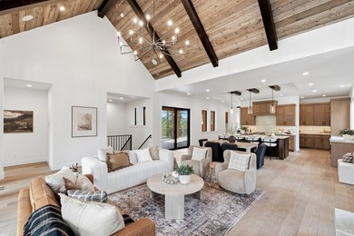 Move-In Ready Mountain Retreat! Nestled between Lake Cascade and - photo 17