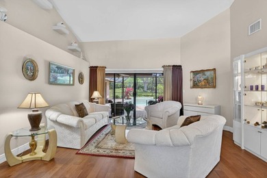 Experience the pinnacle of coastal elegance in one of Naples' - photo 18
