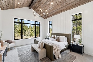 Move-In Ready Mountain Retreat! Nestled between Lake Cascade and - photo 21