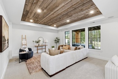 Move-In Ready Mountain Retreat! Nestled between Lake Cascade and - photo 23