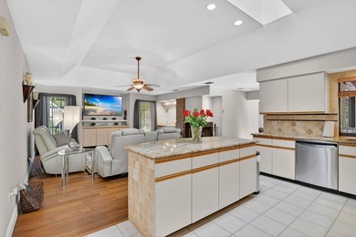 Experience the pinnacle of coastal elegance in one of Naples' - photo 23
