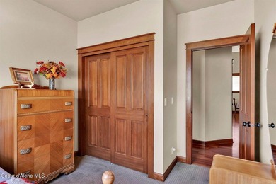 Welcome to Radiant Lake Living! Located in the highly desirable - photo 25