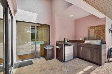 Experience the pinnacle of coastal elegance in one of Naples' - photo 38