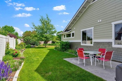 Welcome to Radiant Lake Living! Located in the highly desirable - photo 39