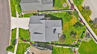 Welcome to Radiant Lake Living! Located in the highly desirable - photo 47