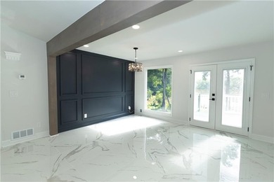 Welcome to 60 Lakeside Dr, Covington, GA 30016 a beautifully - photo 11