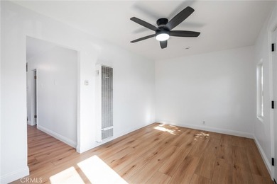 Excellent Opportunity in the Heart of Wilmington! This updated - photo 11