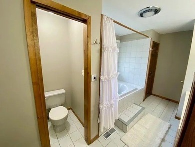 Welcome to this beautiful home in well sought out Grandview! - photo 31