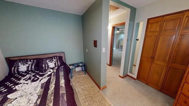 Welcome to this beautiful home in well sought out Grandview! - photo 40