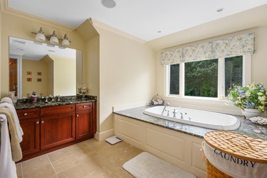 Welcome to an exquisite 2 acre waterfront estate, complete with - photo 42