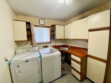 Welcome to this beautiful home in well sought out Grandview! - photo 43