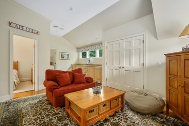Welcome to an exquisite 2 acre waterfront estate, complete with - photo 49