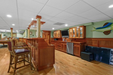 Welcome to an exquisite 2 acre waterfront estate, complete with - photo 58