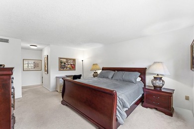 Beautiful first-floor 2-bedroom, 2-bath lakefront condo located - photo 21