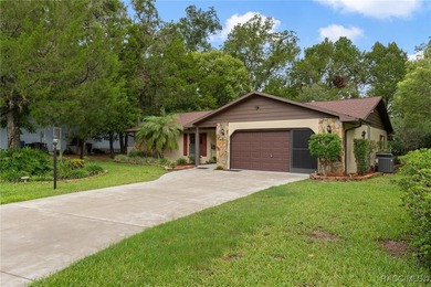 Fabulous Updated 3/2 in Sought-After Riverhaven Village. This - photo 3