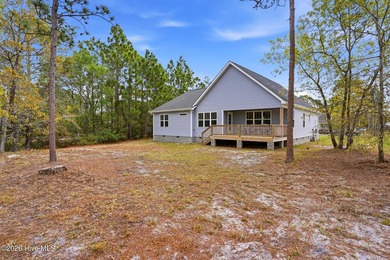Welcome to your new home in Boiling Spring Lakes! This charming - photo 35