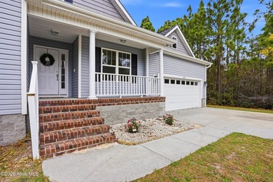 Welcome to your new home in Boiling Spring Lakes! This charming - photo 38