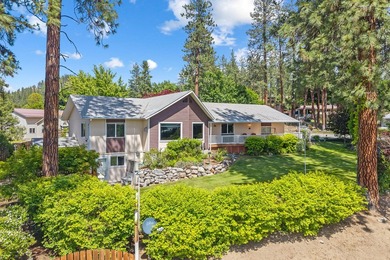 Nestled among the pines above the sparkling waters of Lake - photo 5