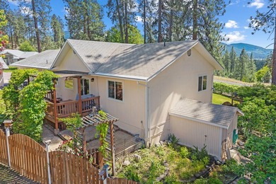 Nestled among the pines above the sparkling waters of Lake - photo 8