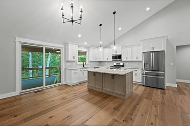 WELCOME TO YOUR OWN PRIVATE RETREAT! This NEW CONSTRUCTION *1 - photo 6